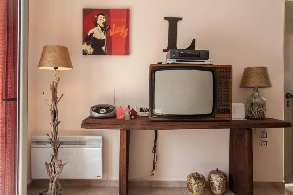 Nikolis Vacation House Vrisai Luaran gambar